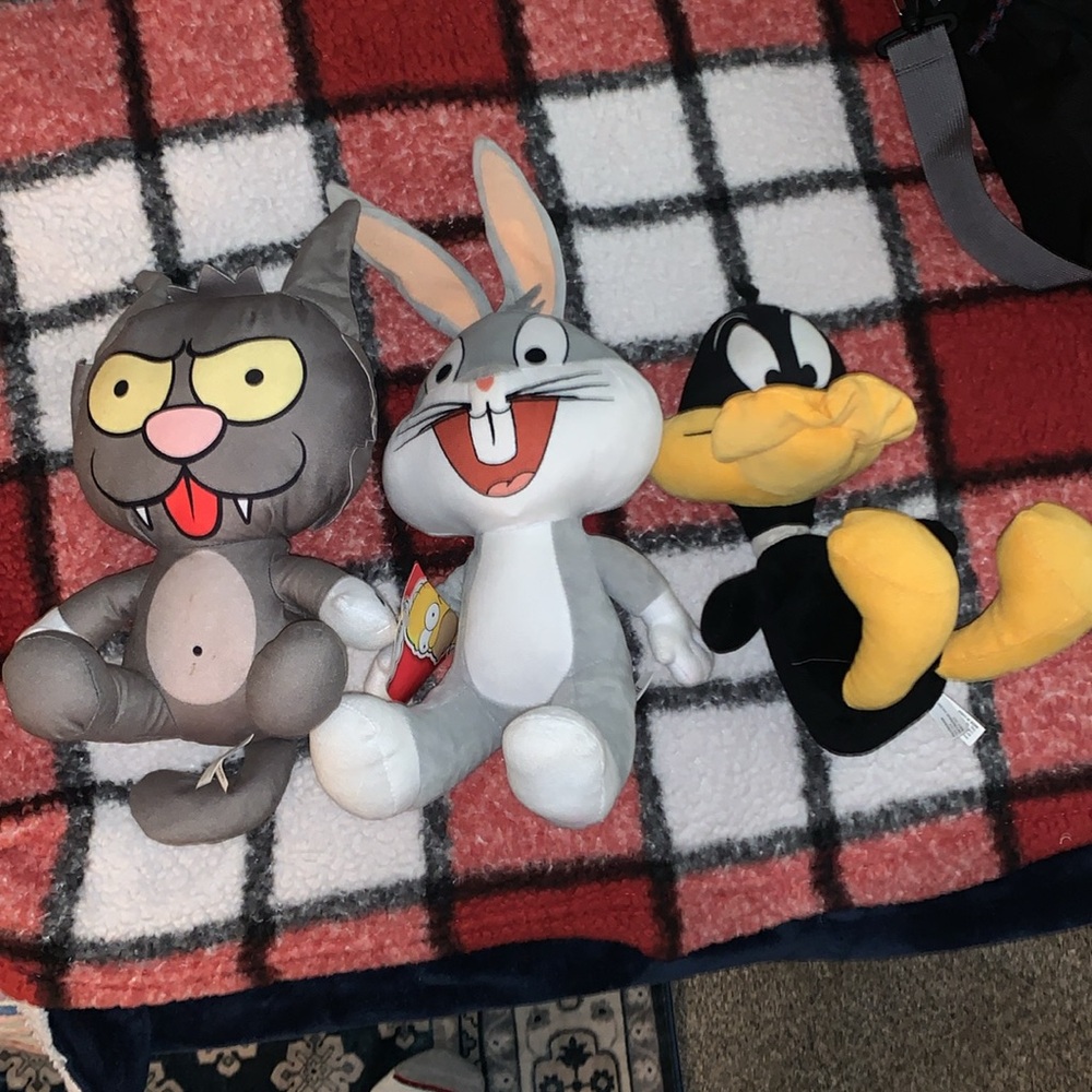 Stuffed animals - 🧸 Daffy Duck, Bugs bunny and scratchy from the Simpson